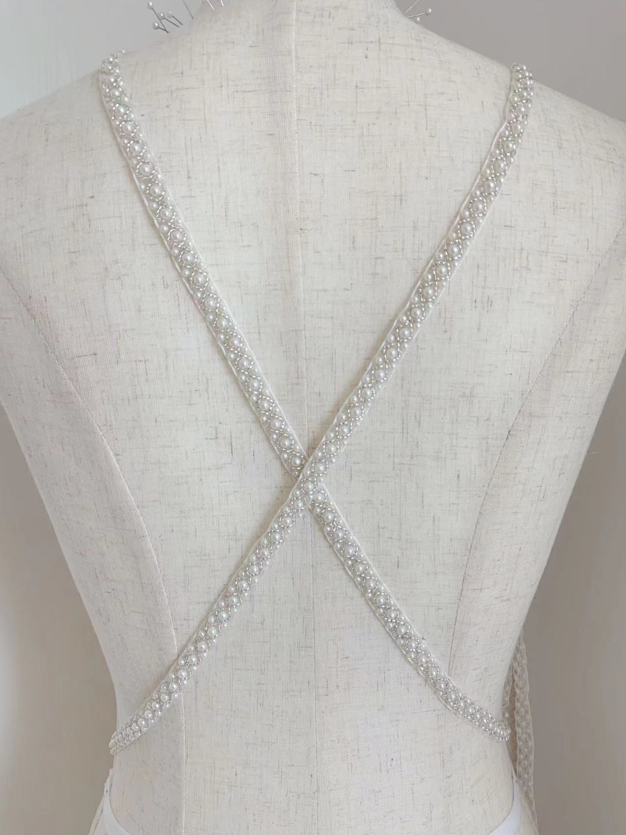 أعلى جودة أوف وايت اللؤلؤ مطرز - مراجعة Bridal Sash Ribbon وسعره