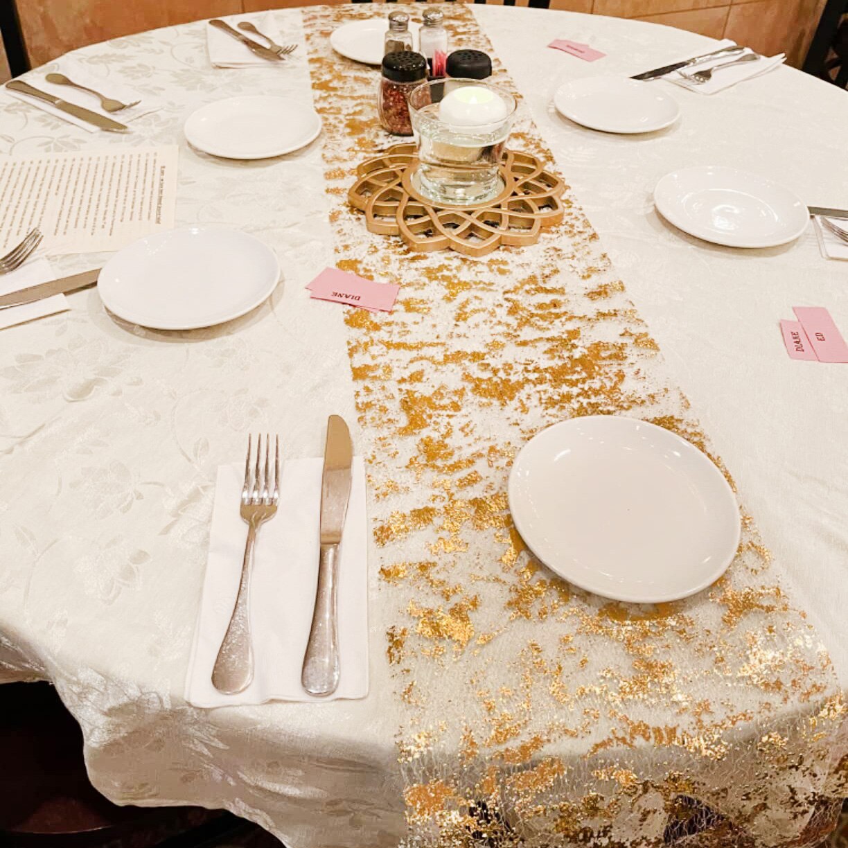 لامعة ذهبية رقيقة معدنية عدائي - مراجعة Table Runner Sequin وسعره