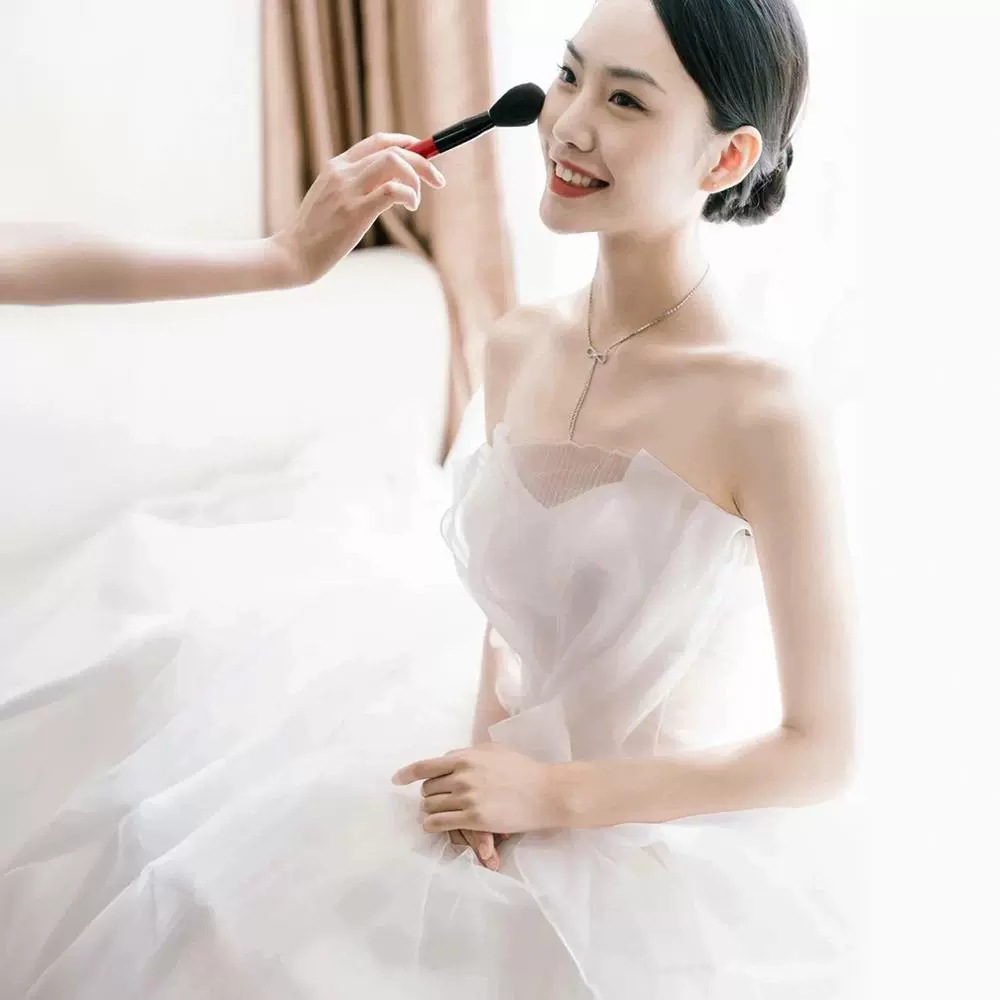 فساتين زفاف عصرية من Robe De M - مراجعة Bridal Sash Ribbon وسعره