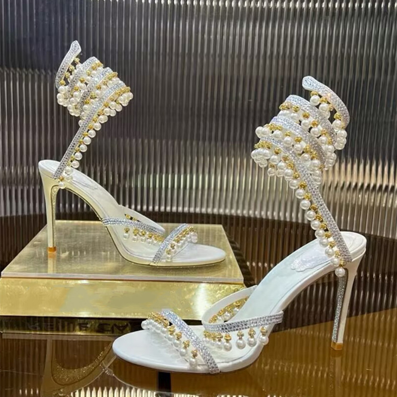 صنادل نسائية فاخرة مزينة بالأح - مراجعة Wedding Shop وسعره